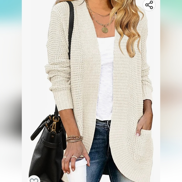 Sweaters - Cardigan sweater